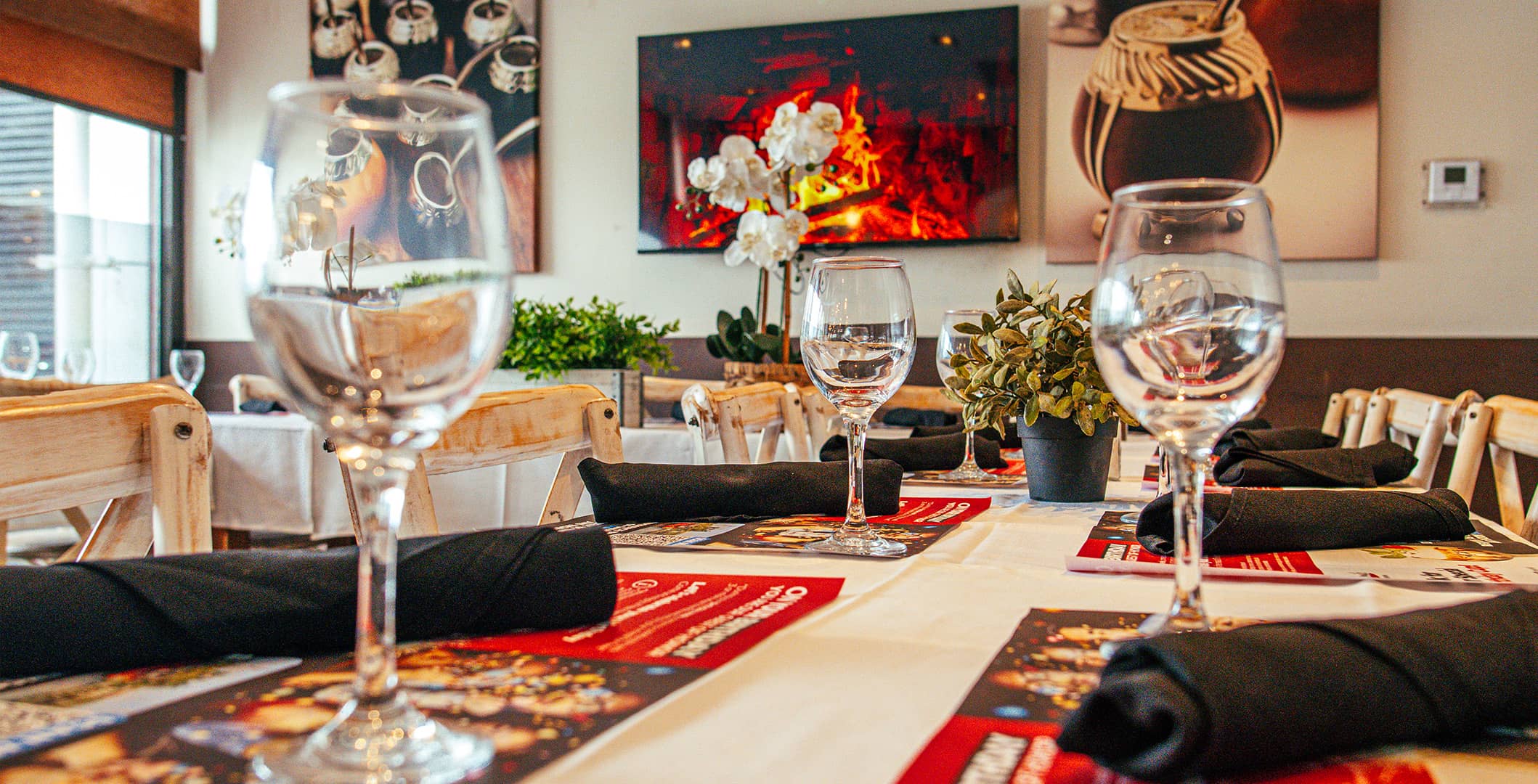 SLIDE-book-a-table-thekniferestaurant-com-6